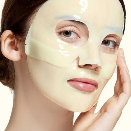 MEDICUBE - Kojic Acid Turmeric Brightening Gel Mask - Rozjasňující gelová maska