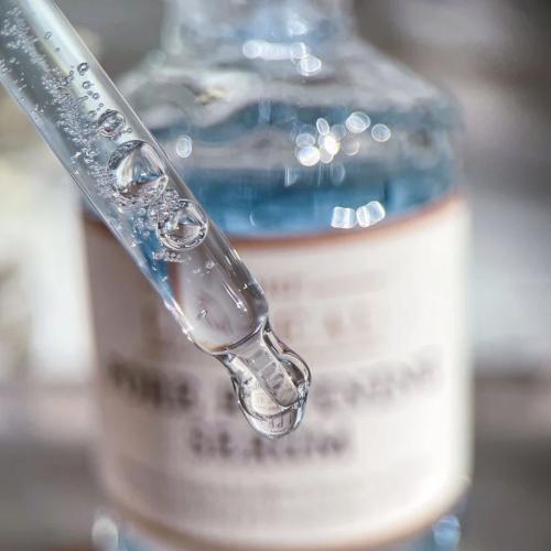 POUR LA PEAU – Pore Refining Serum PHA + LHA – Sérum pro zjemnění pórů a regulaci kožního mazu - 30 ml