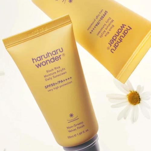HARUHARU WONDER - Black Rice Moisture Airyfit Daily Sunscreen SPF50+ PA++++ (Unscented) - Lehký hydratační SPF krém - 50 ml