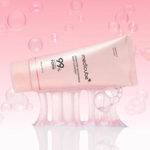 MEDICUBE - PDRN Pink Niacinamide Whip Cleanser – Čisticí pěna s PDRN - 120 g