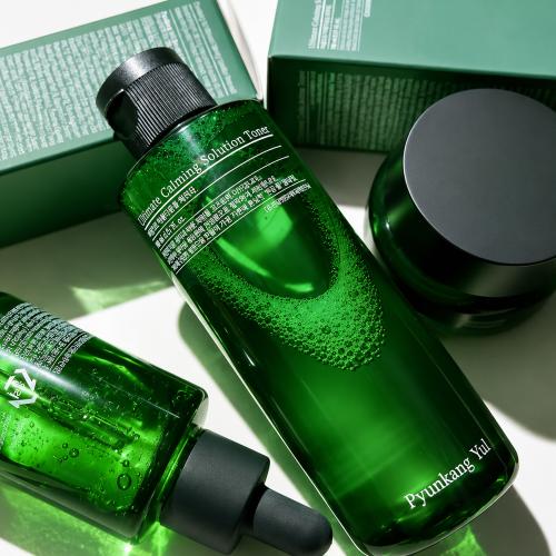 PYUNKANG YUL - Ultimate Calming Solution Toner - Zklidňující toner pro citlivou a problematickou pleť - 110 ml