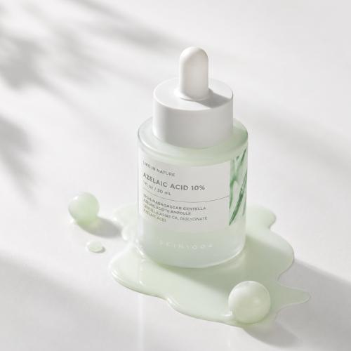SKIN1004 - Madagascar Centella Azelaic Acid 10 Ampoule - Zklidňující sérum s kyselinou azelaovou pro sjednocenou pleť - 30 ml