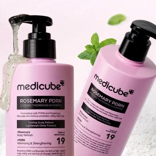 MEDICUBE - Rosemary PDRN Cooling Thickening Shampoo - Chladivý šampon pro objem a vlasovou pokožku - 400 ml