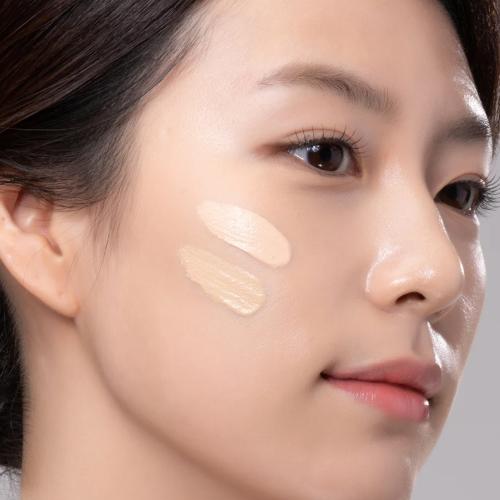 TERRAZEN - Perfect Finish Cushion SPF50+ - Dlouhotrvající pečující cushion make-up s SPF 50 - 15+15 g