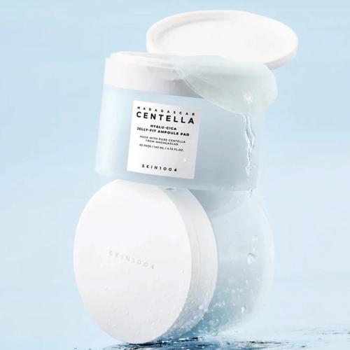SKIN1004 - Madagascar Centella Hyalu-Cica Jelly-Fit Ampoule Pad - Hydratační pleťové tamponky pro zklidnění a glow pleť - 60 ks