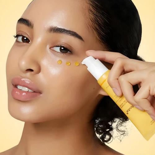 MEDICUBE - Kojic Acid Turmeric Vita Eye Gel Serum - Rozjasňující oční gelové sérum - 30 ml