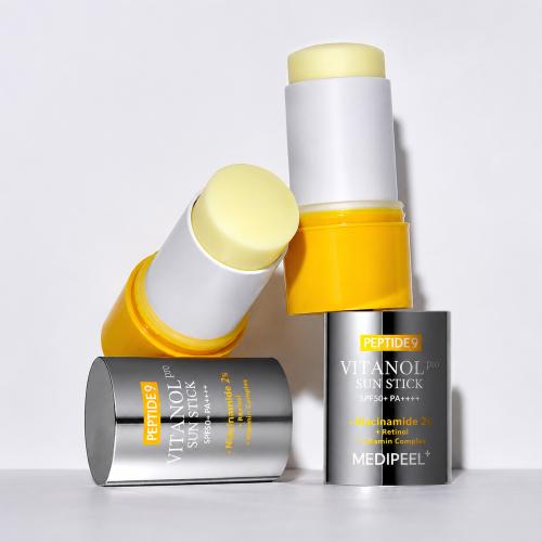 MEDIPEEL - Peptide 9 Vitanol Sun Stick Pro SPF50+ PA++++ - Ochranná sluneční tyčinka s peptidy a retinalem - 23 g