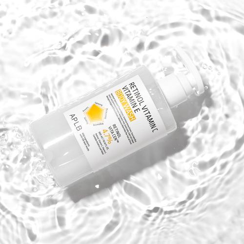 APLB - Retinol Vitamin C Vitamin E Body Wash - Rozjasňující tělový mycí gel s retinolem a vitaminy C & E - 300 ml