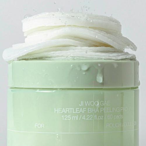 CELIMAX – Ji Woo Gae Heartleaf BHA Peeling Pad – Peelingové pleťové tampony - 60 ks