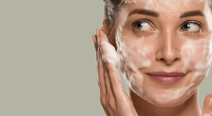 Double cleansing &ndash; proč obyčejn&eacute; m&yacute;dlo nestač&iacute; | laruff.cz