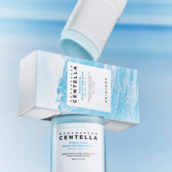 SKIN1004 - Madagascar Centella Hyalu-Cica Silky Fit Sun Stick SPF50+ PA++++ – Hydratační SPF tyčinka - 20 g