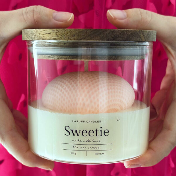 Sweetie – designová sójová svíčka