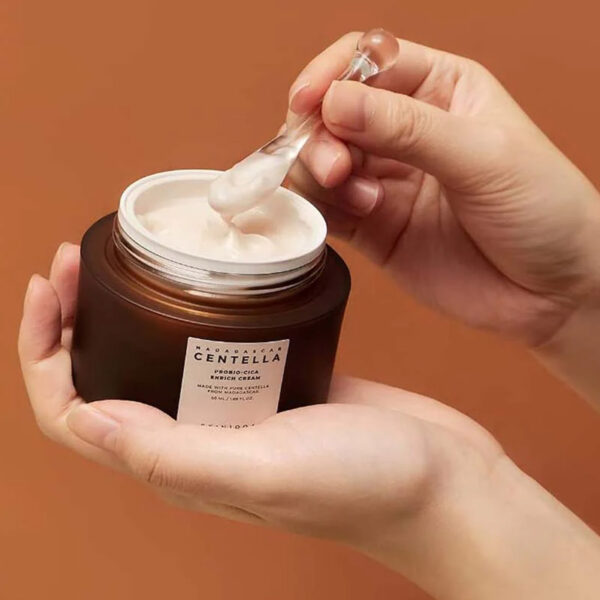 SKIN1004 – Madagascar Centella Probio-Cica Enrich Cream – Hydratační a zklidňující krém - 50 ml